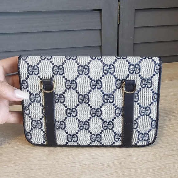 Authentic GUCCI Monogram GG Navy Blue Waist Bag or Crossbody - Picture 6 of 15